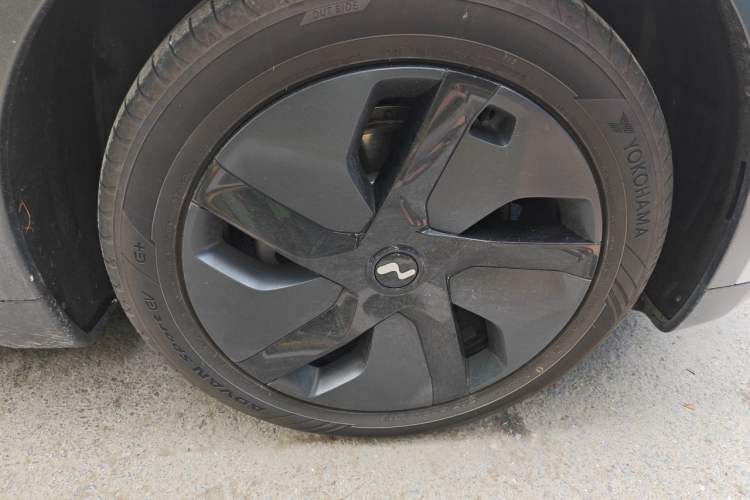 Used ONVO L60 2024 60 kWh Rear-Drive Version Right Front Wheel Hub