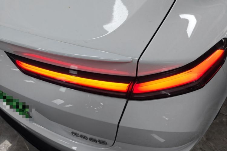 Used ONVO L60 2024 60 kWh Rear-Drive Version Right Rear Taillight