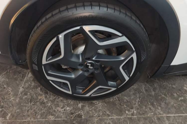 Used ONVO L60 2024 60 kWh Rear-Drive Version Right Rear Wheel Hub