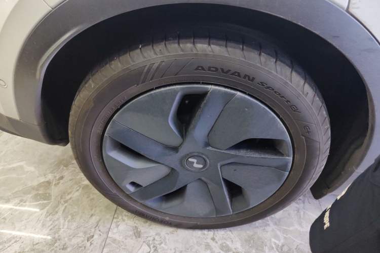 Used ONVO L60 2024 60 kWh Rear-Drive Version Right Rear Wheel Hub