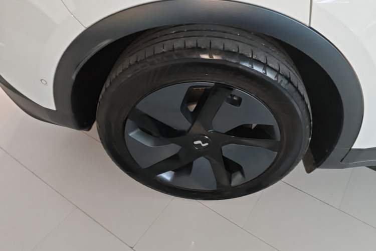 Used ONVO L60 2024 60 kWh Rear-Drive Version Right Rear Wheel Hub