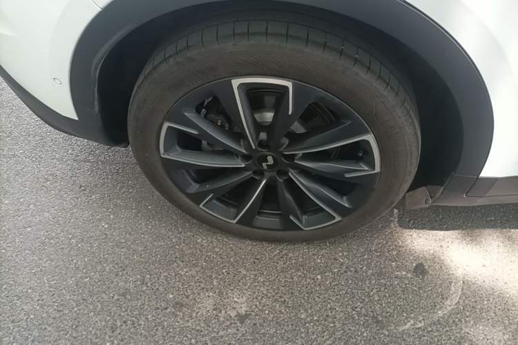 Used ONVO L60 2024 60 kWh Rear-Drive Version Right Rear Wheel Hub