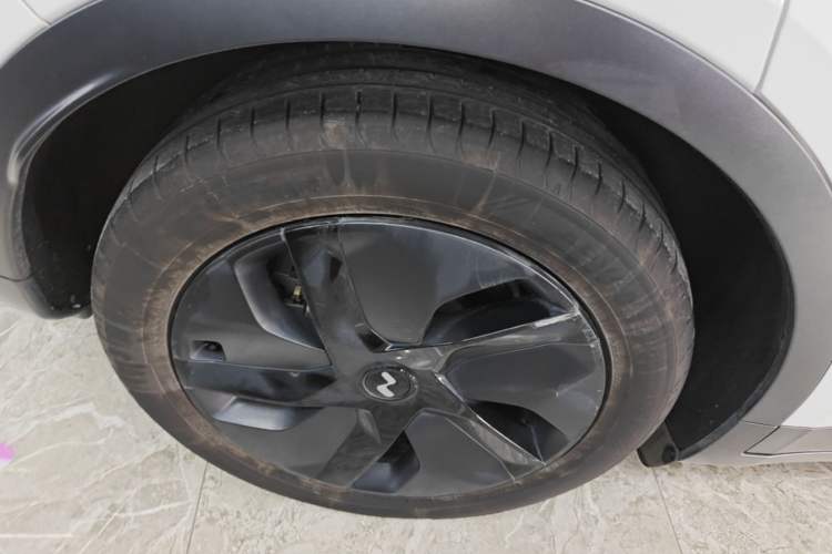 Used ONVO L60 2024 60 kWh Rear-Drive Version Right Rear Wheel Hub