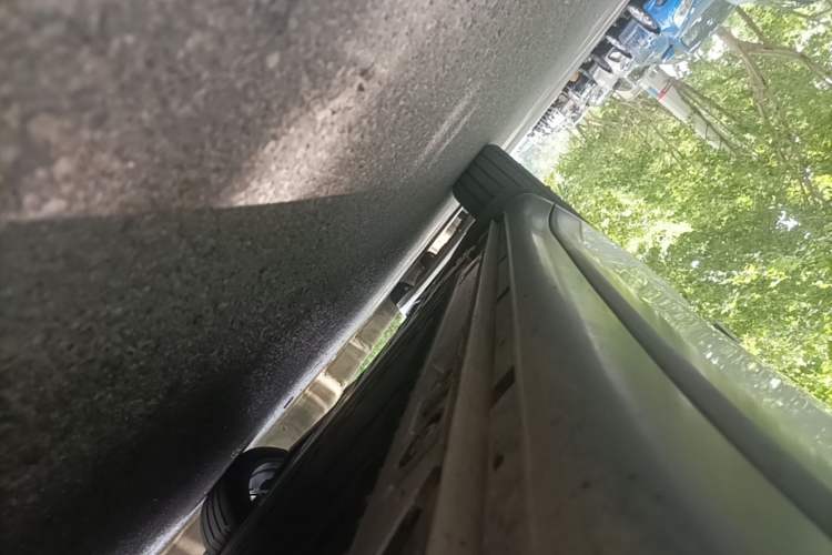 Used ONVO L60 2024 60 kWh Rear-Drive Version Right Side Sill