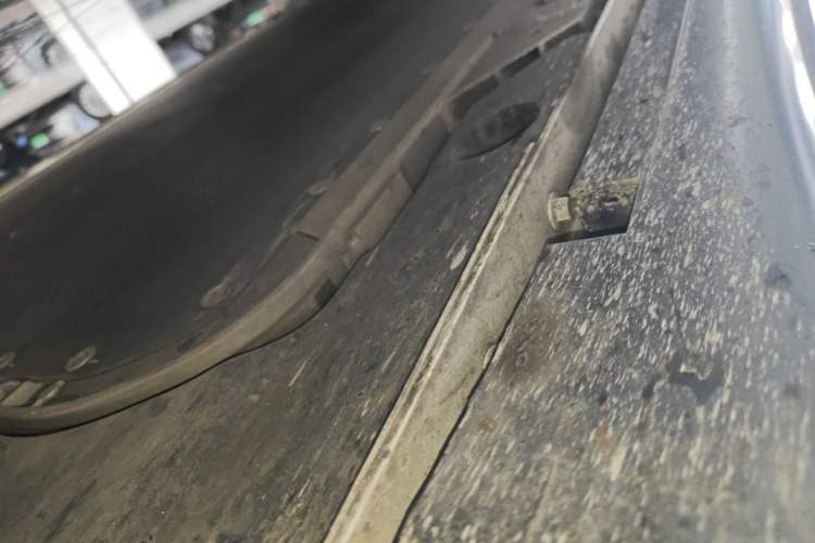 Used ONVO L60 2024 60 kWh Rear-Drive Version Right Side Sill