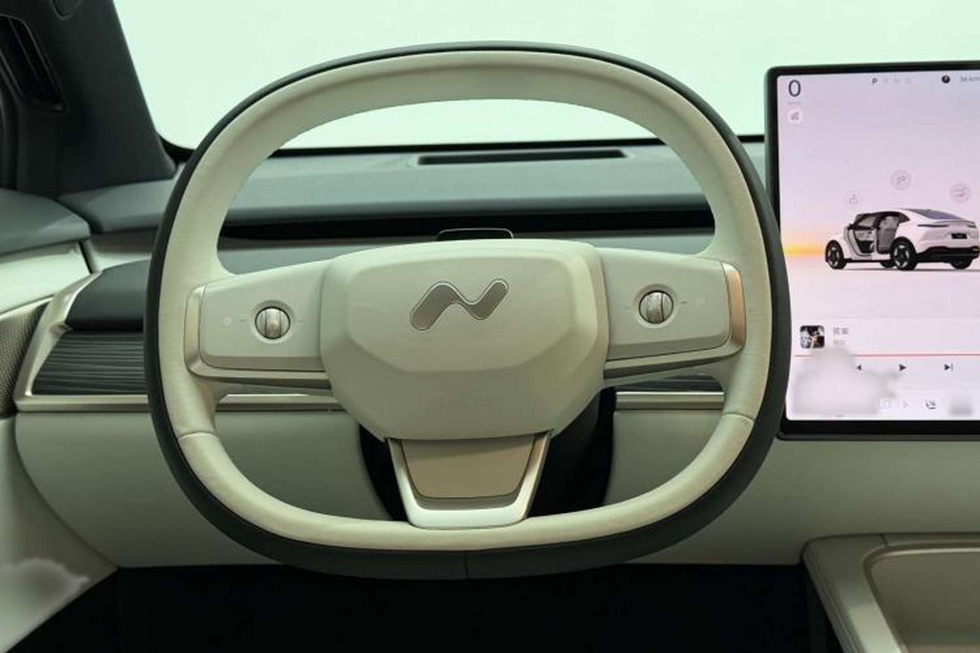 Used ONVO L60 2024 60 kWh All-Wheel Drive Steering Wheel