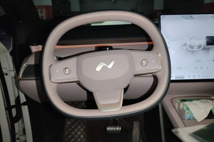 Used ONVO L60 2024 60 kWh Rear-Drive Version Steering Wheel