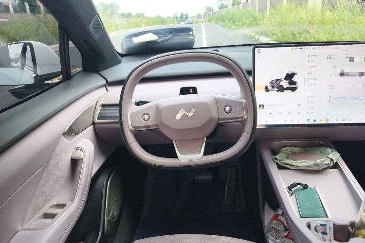 Used ONVO L60 2024 60 kWh Rear-Drive Version Steering Wheel