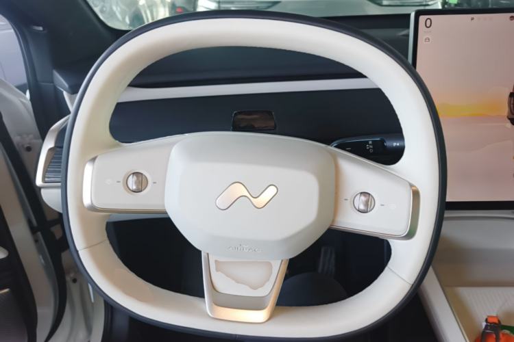 Used ONVO L60 2024 60 kWh Rear-Drive Version Steering Wheel