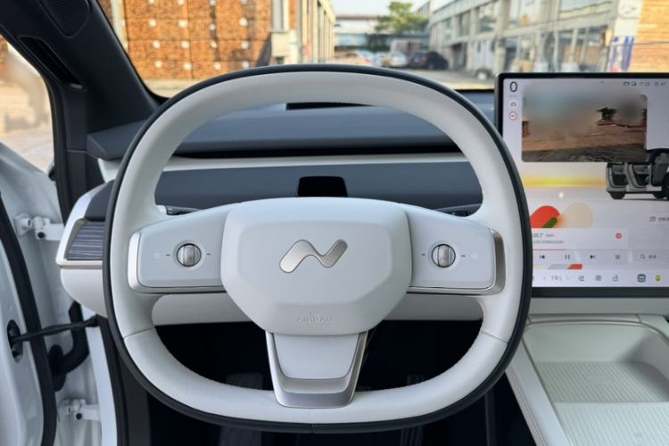 Used ONVO L60 2024 60 kWh Rear-Drive Version Steering Wheel