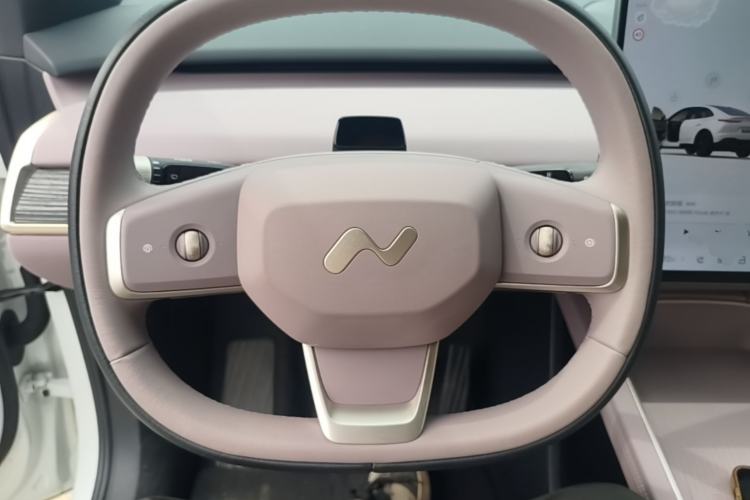 Used ONVO L60 2024 60 kWh Rear-Drive Version Steering Wheel