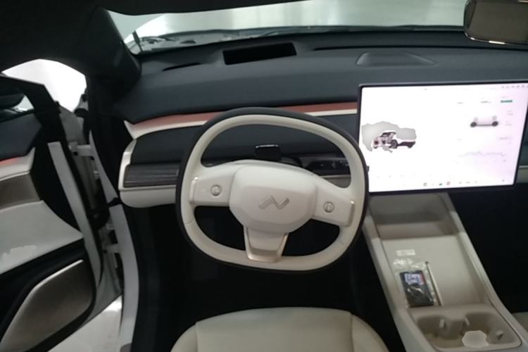 Used ONVO L60 2024 60 kWh Rear-Drive Version Steering Wheel