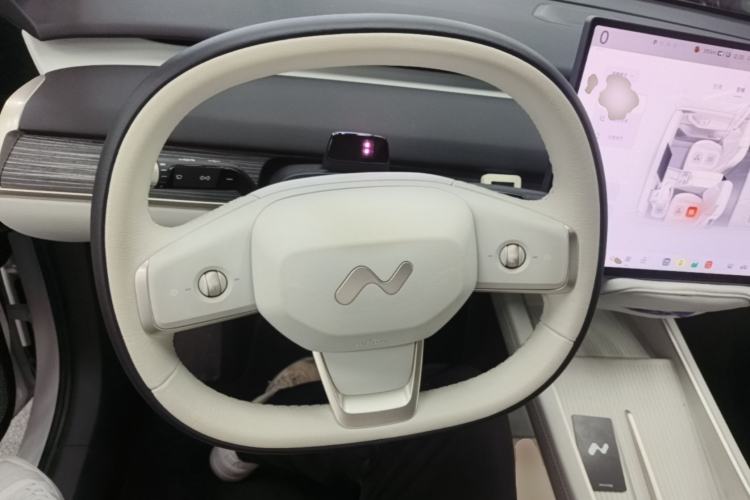 Used ONVO L60 2024 60 kWh Rear-Drive Version Steering Wheel