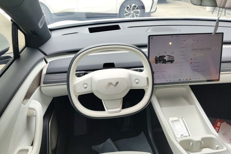 Used ONVO L60 2024 60 kWh Rear-Drive Version Steering Wheel