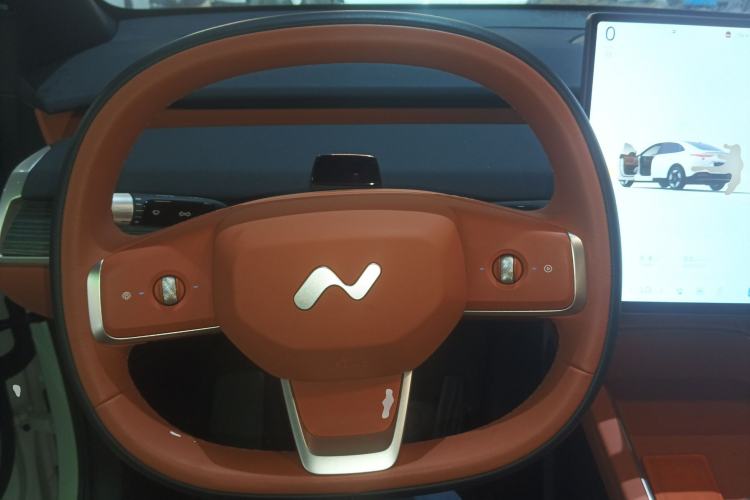 Used ONVO L60 2024 60 kWh Rear-Drive Version Steering Wheel