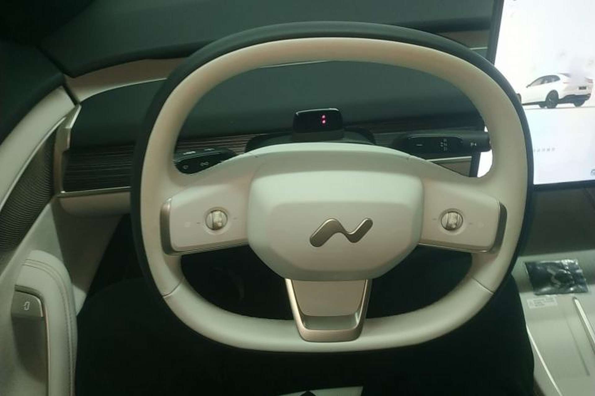 Used ONVO L60 2024 60 kWh Rear-Drive Version Steering Wheel