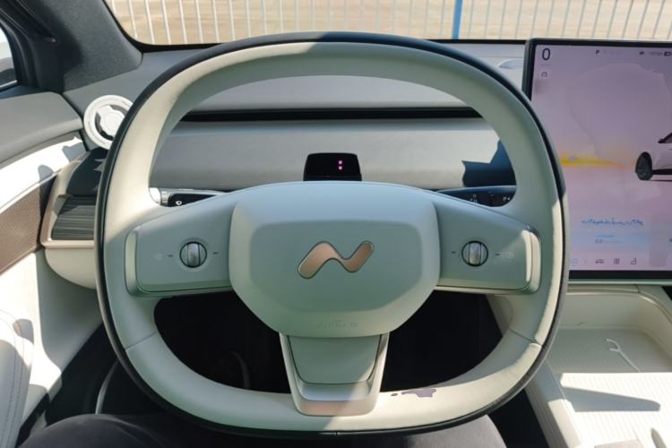 Used ONVO L60 2024 60 kWh Rear-Drive Version Steering Wheel
