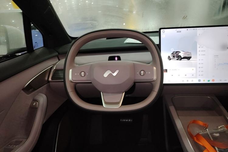 Used ONVO L60 2024 85 kWh Rear-Drive Version Steering Wheel