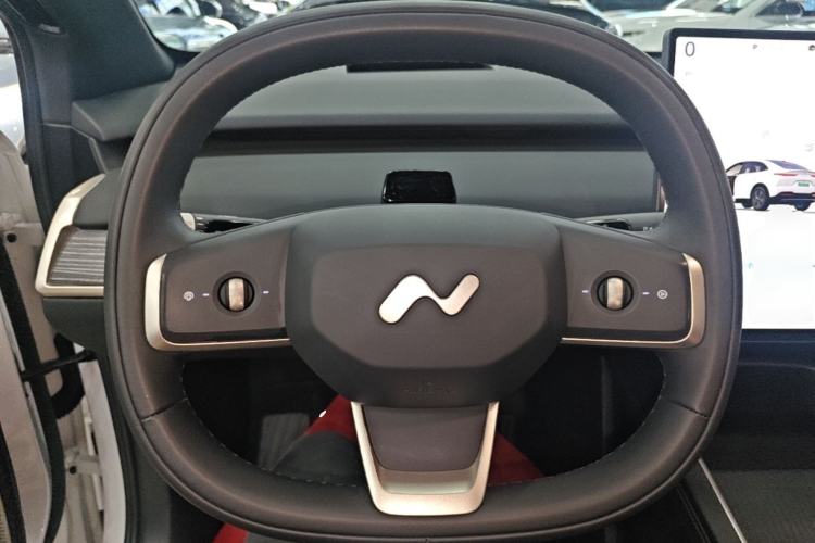Used ONVO L60 2024 60 kWh Rear-Drive Version Steering Wheel