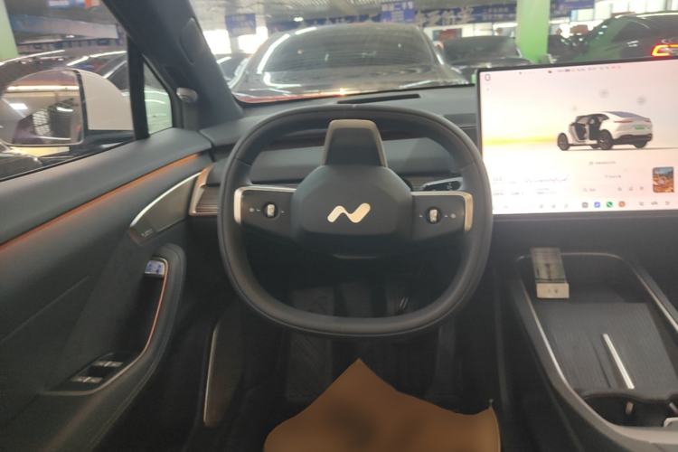 Used ONVO L60 2024 60 kWh Rear-Drive Version Steering Wheel