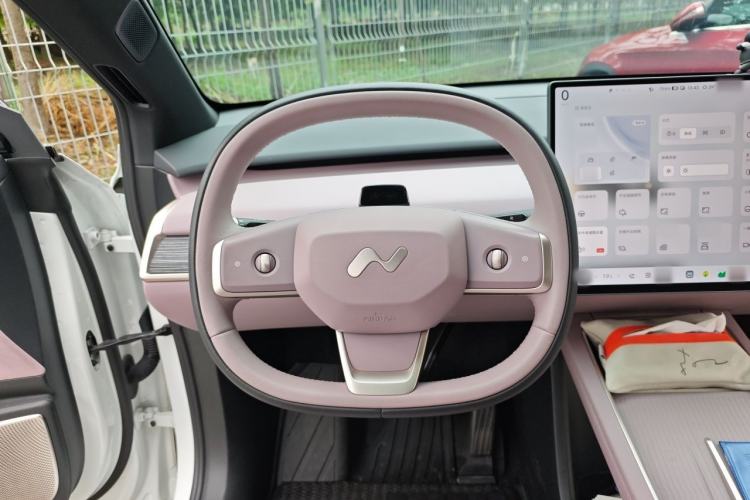 Used ONVO L60 2024 60 kWh Rear-Drive Version Steering Wheel