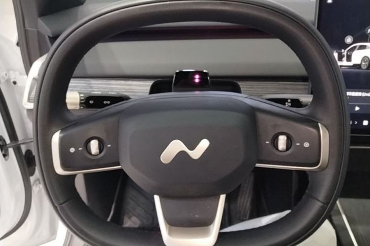 Used ONVO L60 2024 60 kWh Rear-Drive Version Steering Wheel