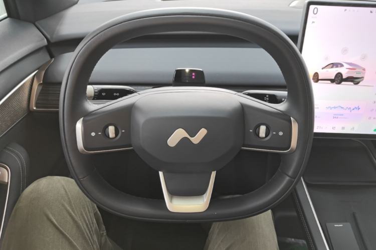 Used ONVO L60 2024 60 kWh Rear-Drive Version Steering Wheel