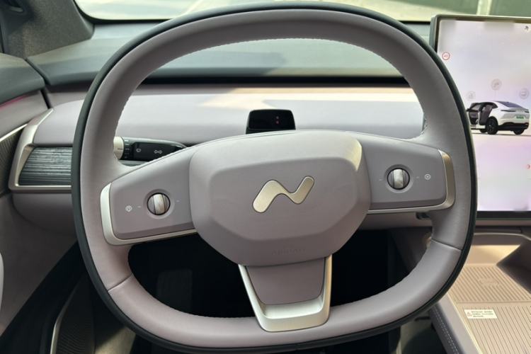 Used ONVO L60 2024 60 kWh Rear-Drive Version Steering Wheel