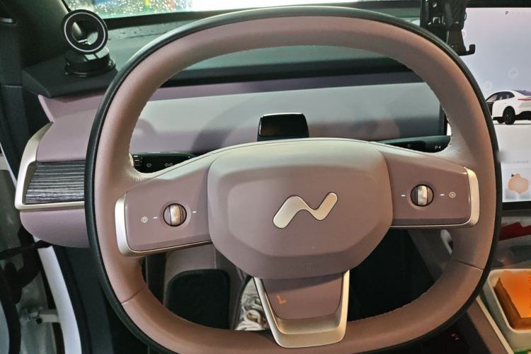 Used ONVO L60 2024 60 kWh Rear-Drive Version Steering Wheel