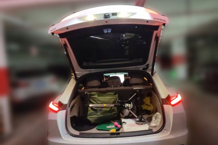 Used ONVO L60 2024 60 kWh Rear-Drive Version Trunk