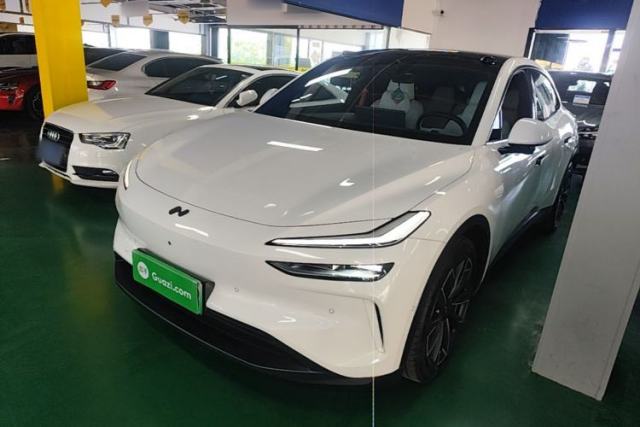 Used ONVO L60 2024 60 kWh Rear-Drive Version