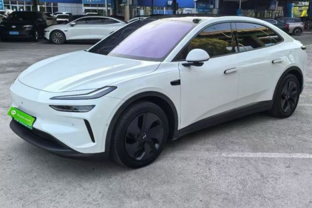 Used ONVO L60 2024 60 kWh Rear-Drive Version