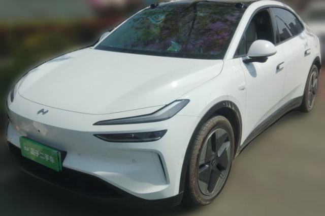 Used ONVO L60 2024 60 kWh Rear-Drive Version