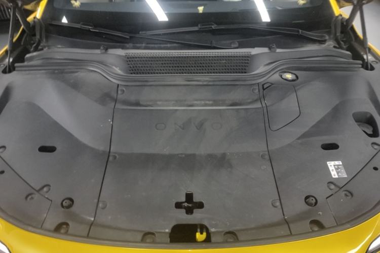 Used ONVO L60 2024 60 kWh Rear-Drive Version Engine Bay