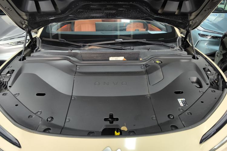 Used ONVO L60 2024 60 kWh Rear-Drive Version Engine Bay