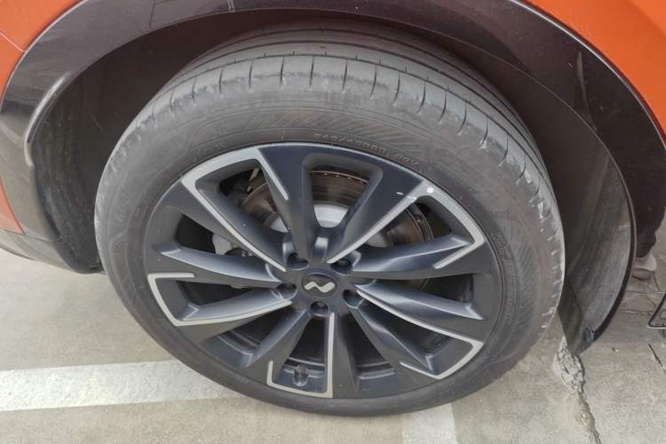 Used ONVO L60 2024 60 kWh Rear-Drive Version Exterior 3