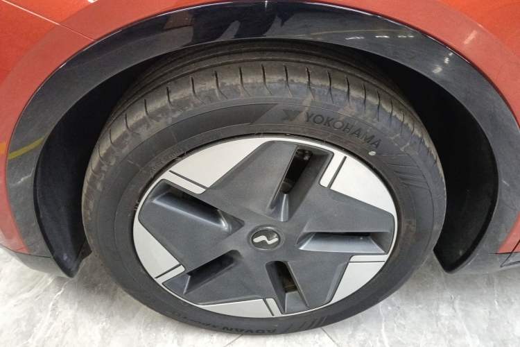 Used ONVO L60 2024 60 kWh Rear-Drive Version Exterior 7