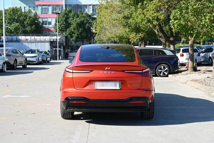 Used ONVO L60 2024 60 kWh Rear-Drive Version Exterior 8