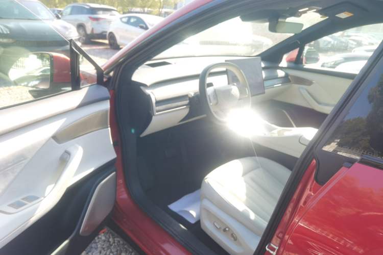 Used ONVO L60 2024 60 kWh Rear-Drive Version Interior 3