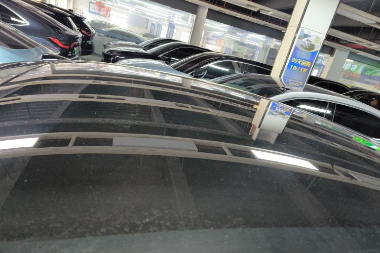 Used ONVO L60 2024 60 kWh Rear-Drive Version Roof