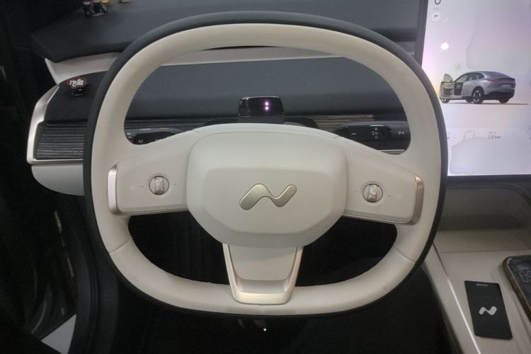 Used ONVO L60 2024 60 kWh Rear-Drive Version Steering Wheel
