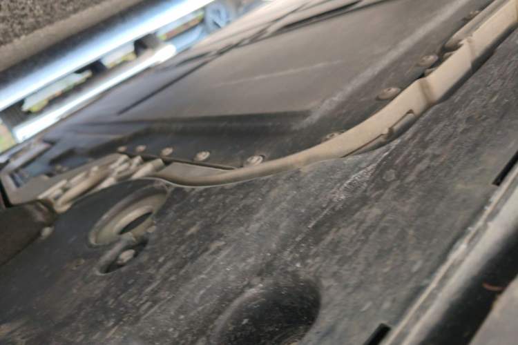 Used ONVO L60 2025 Model, 60kWh Black Knight Special Edition Chassis Front Right
