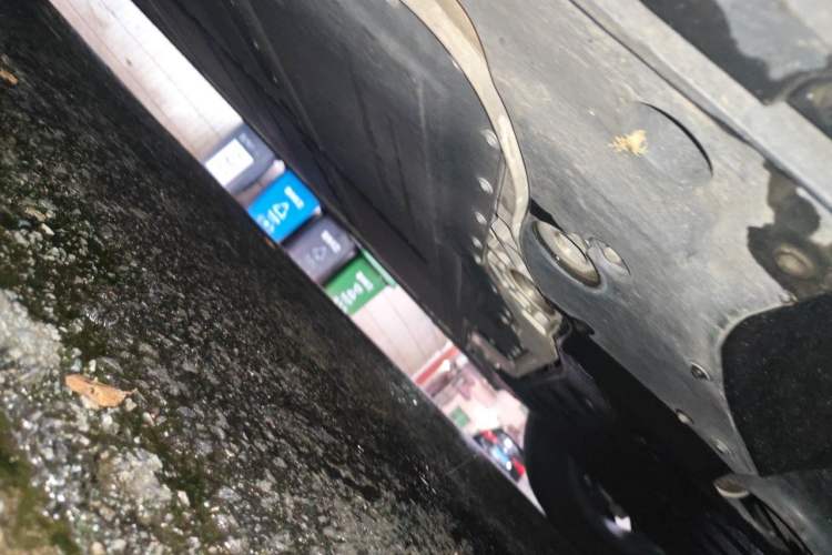 Used ONVO L60 2025 Model—60 kWh Rear-Wheel-Drive Version Chassis Front Right