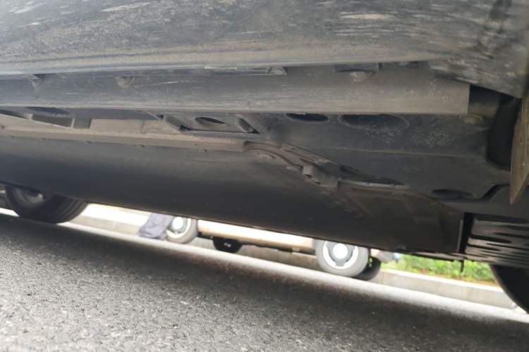 Used ONVO L60 2025 Model—60 kWh Rear-Wheel-Drive Version Chassis Rear Left