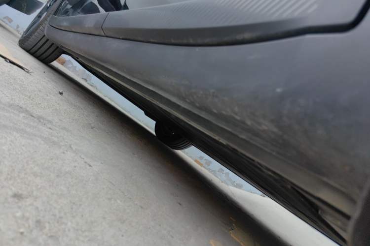 Used ONVO L60 2025 Model—60 kWh All-Wheel-Drive Version Chassis Rear Left