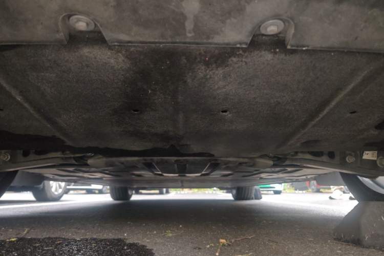 Used ONVO L60 2025 Model, 60kWh Black Knight Special Edition Chassis Rear