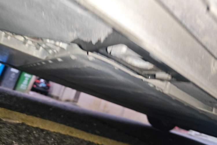 Used ONVO L60 2025 Model—60 kWh Rear-Wheel-Drive Version Chassis Rear Right