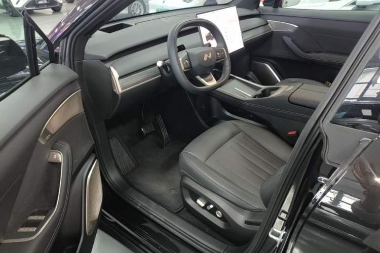Used ONVO L60 2025 Model—60 kWh Rear-Wheel-Drive Version Driver Seat