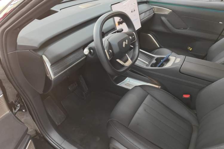 Used ONVO L60 2025 Model—60 kWh Rear-Wheel-Drive Version Driver Seat