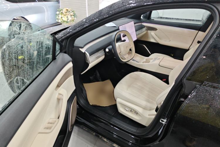 Used ONVO L60 2025 Model—60 kWh All-Wheel-Drive Version Driver Seat